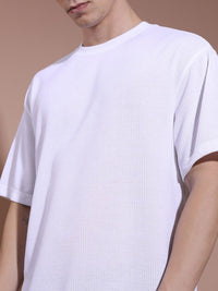 T-Shirt Struktur Popcorn Bahu Highlander yang besar