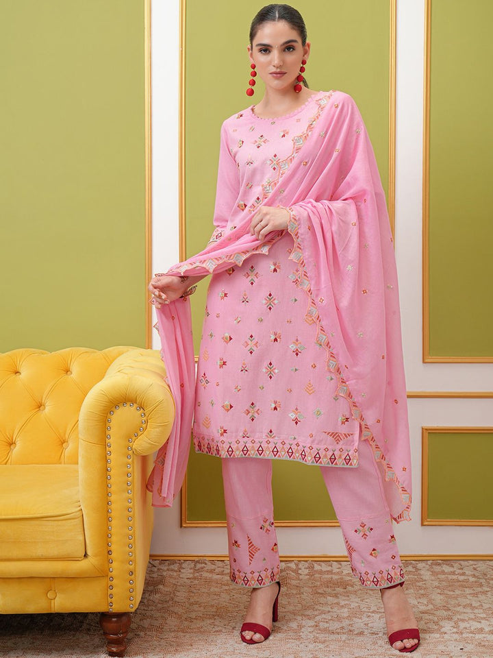 Vishudh Embroidered Regular Thread Work Pure Cotton Kurta with Trousers & With Dupatta