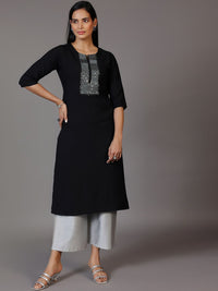Libas Geometric Yoke Design Thread Work Kurta