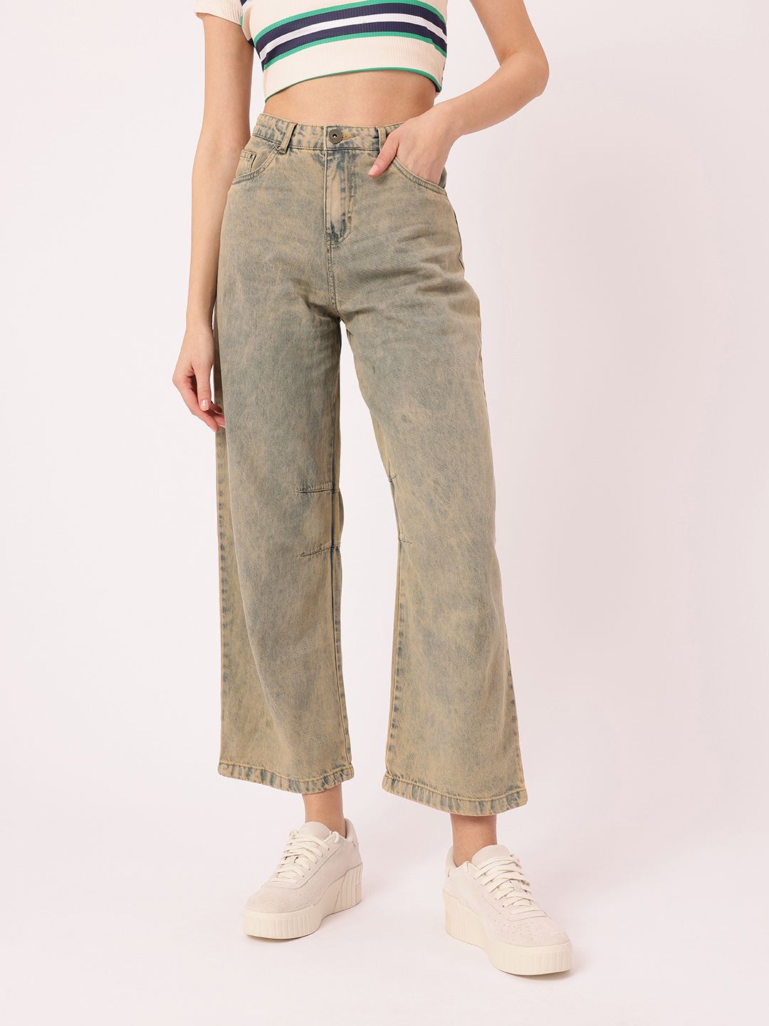 DressBerry Women Urban Classic Baggy Fit Faded Jeans