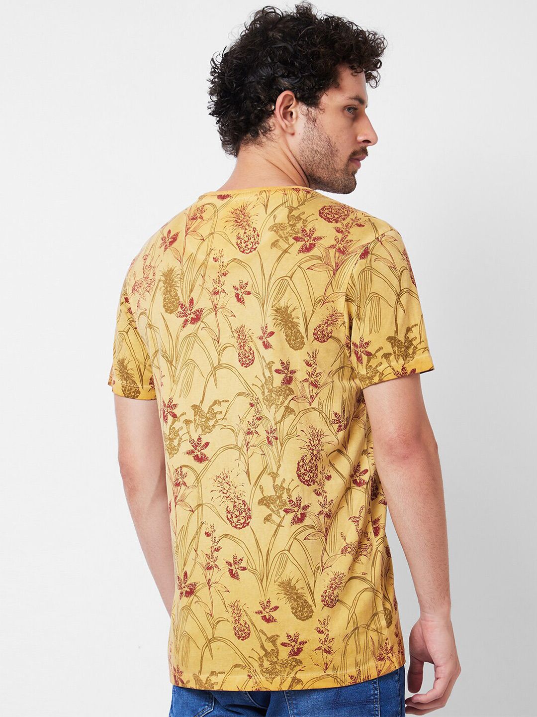 SPYKAR Floral Printed Pockets Round Neck Pure Cotton Slim Fit T-shirt