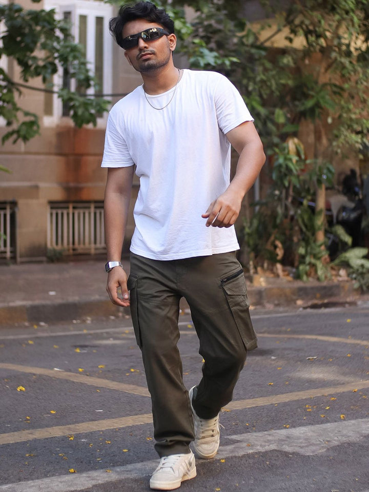 Powerlook Men Olive Green Clean Look Pure Cotton Cargo Jeans