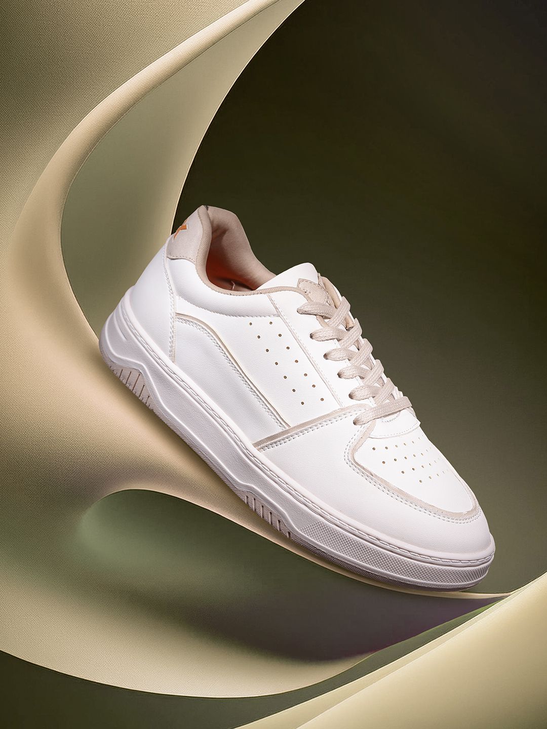 HRX by Hrithik Roshan Men Sneakers