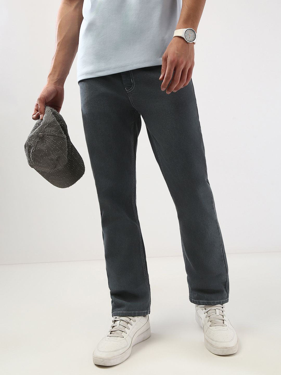 Urbano Fashion Men Straight Fit Mid-Rise Stretchable Jeans