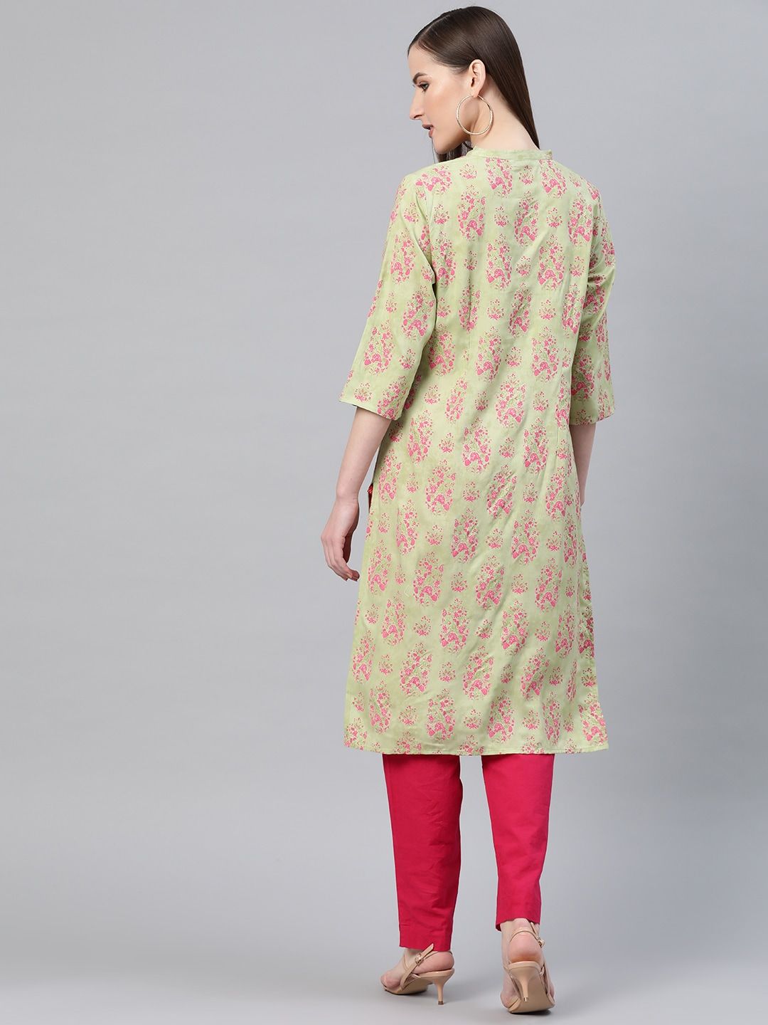 W Women Green & Pink Printed Straight Kurta