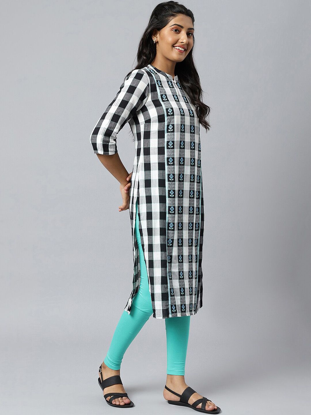 AURELIA Women White Checked Kurta