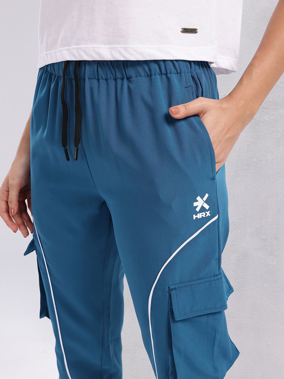 HRX by Hrithik Roshan Women Taping Detail Lifestyle Cargos