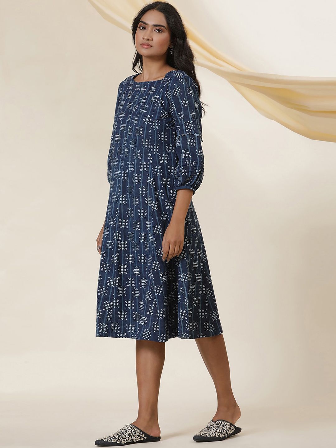W Geometric Printed Sequinned Puff Sleeves A-Line Kurta