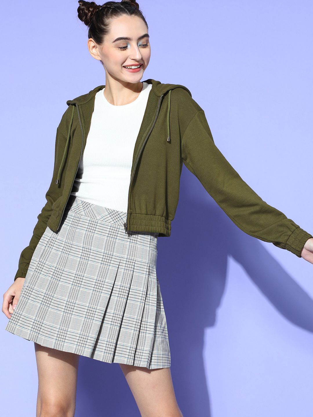 Berrylush Women  Olive Solid Glam Game Jacket