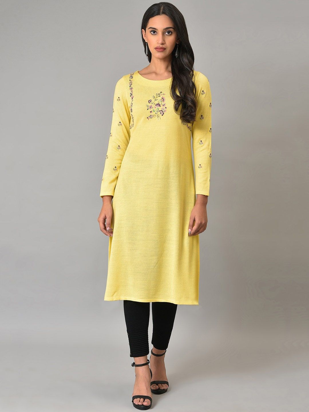W Floral Embroidered Zardozi Acrylic Kurta
