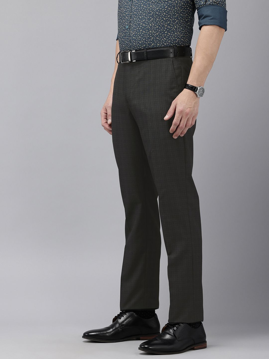 Park Avenue Men Checked Formal Trousers