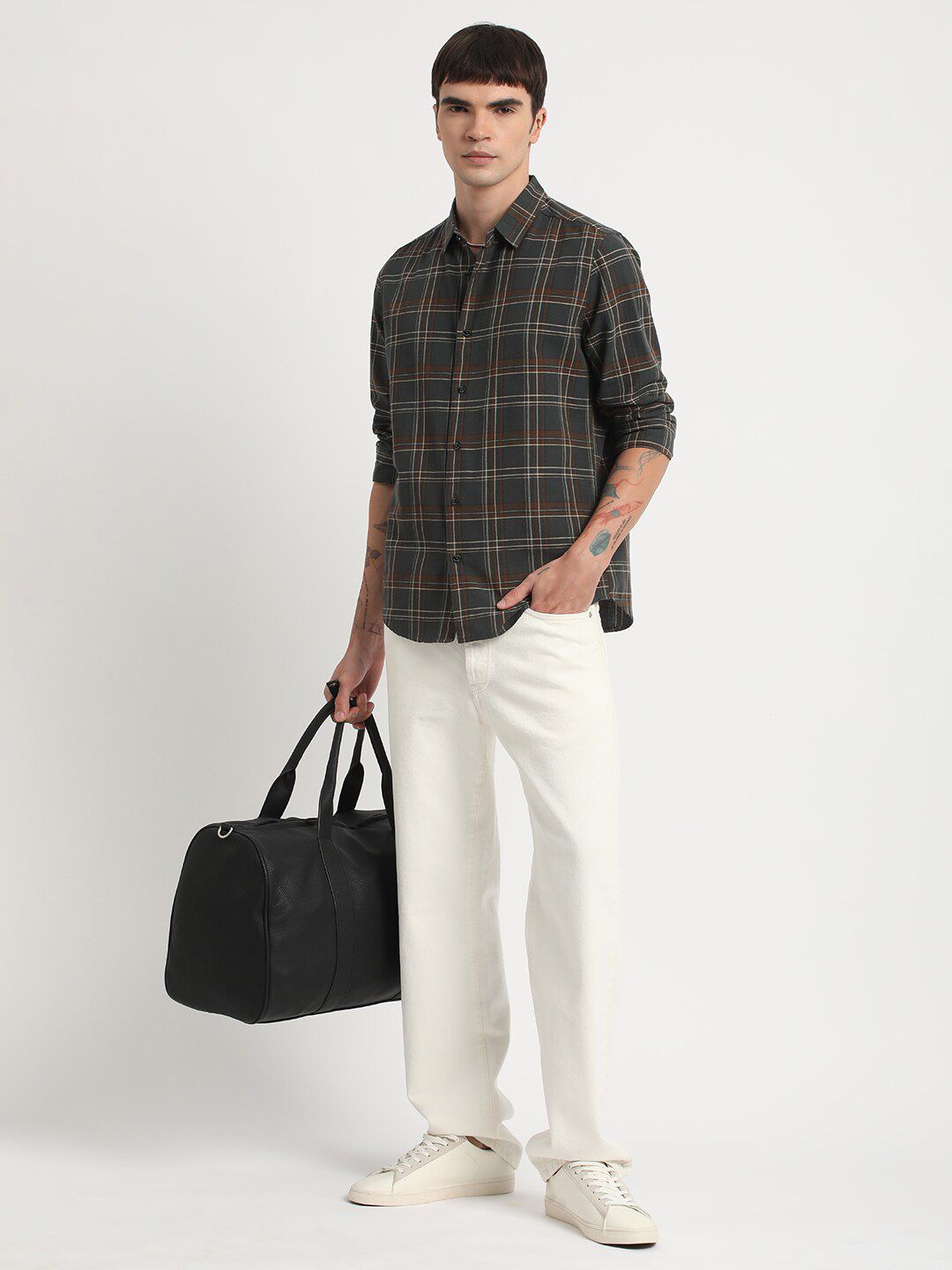 THE BEAR HOUSE Slim Fit Gingham Checked Pure Cotton Casual Shirt