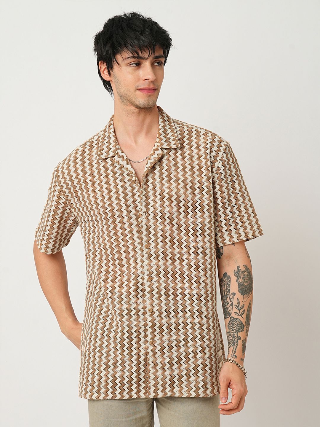 VASTRADO Men Classic Chevron Opaque Casual Shirt