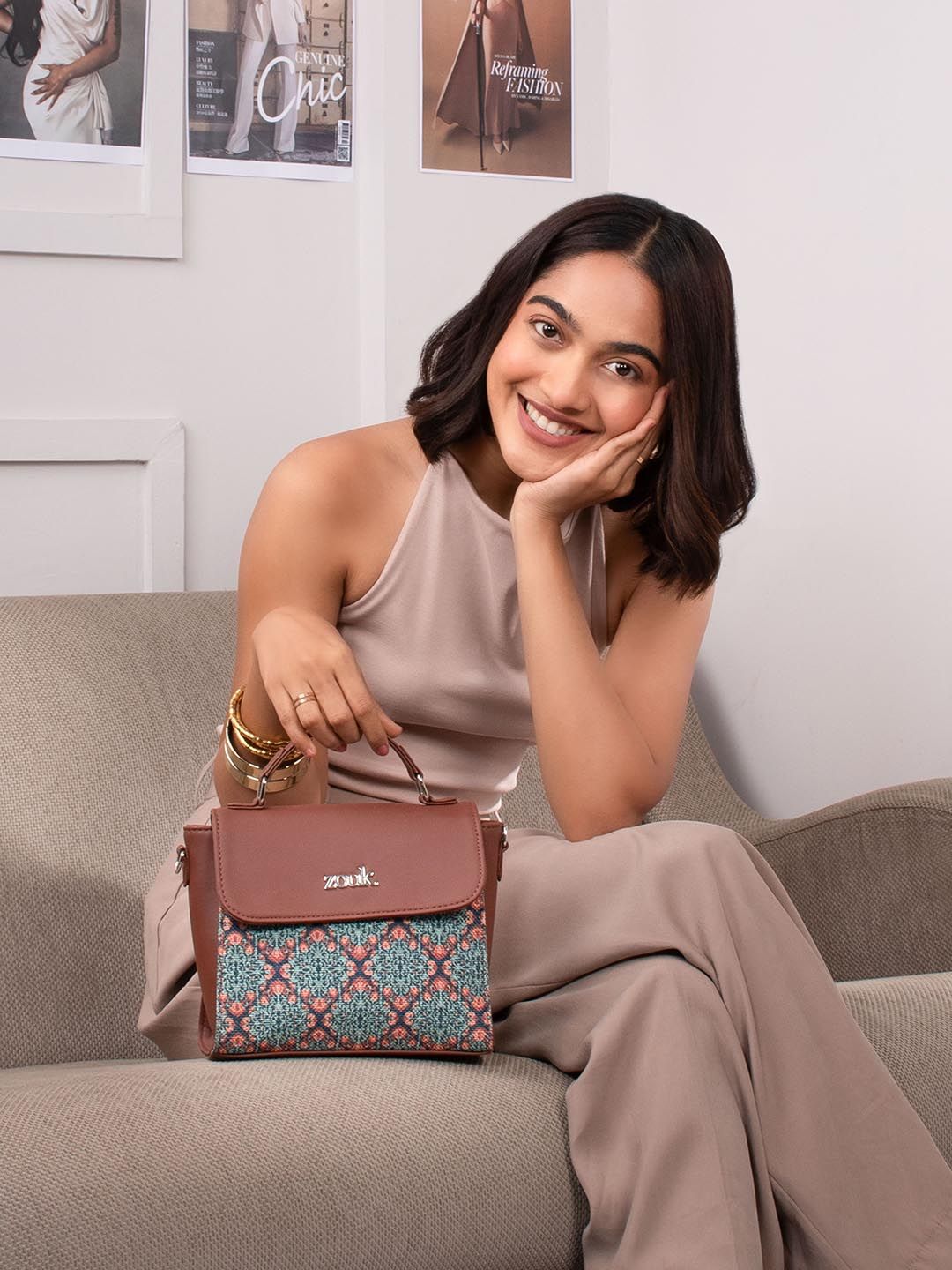 ZOUK Kolkata Nouveau Ethnic Motifs Printed Structured Handheld Bag