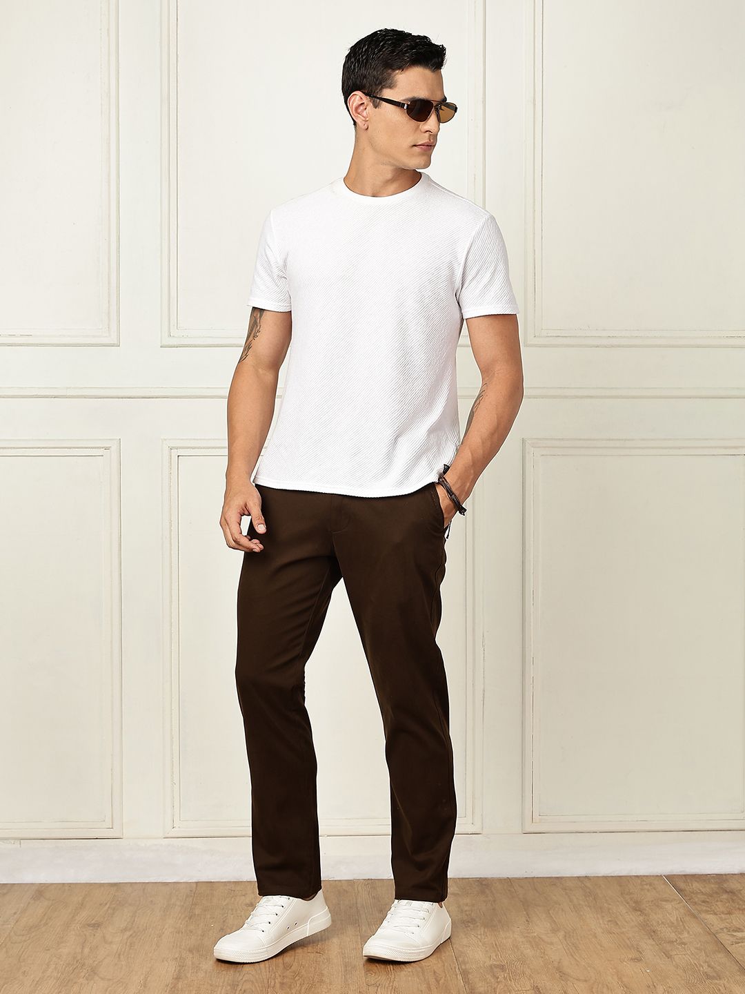 Thomas Scott Men Smart Straight Fit Mid-Rise Chinos seluar