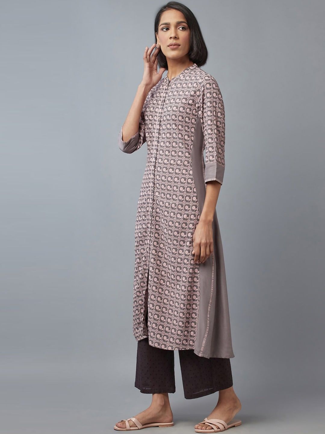 W Women Pink & Black Ethnic Motifs Printed Kurta