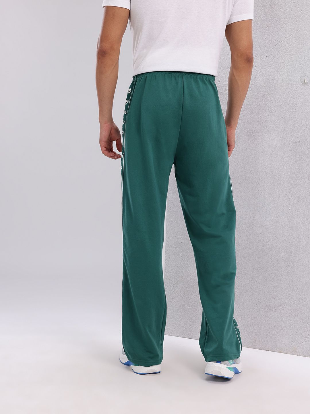 HRX by Hrithik Roshan Men Typography Detail Mid-Rise Relaxed Fit Lifestyle Track Pants