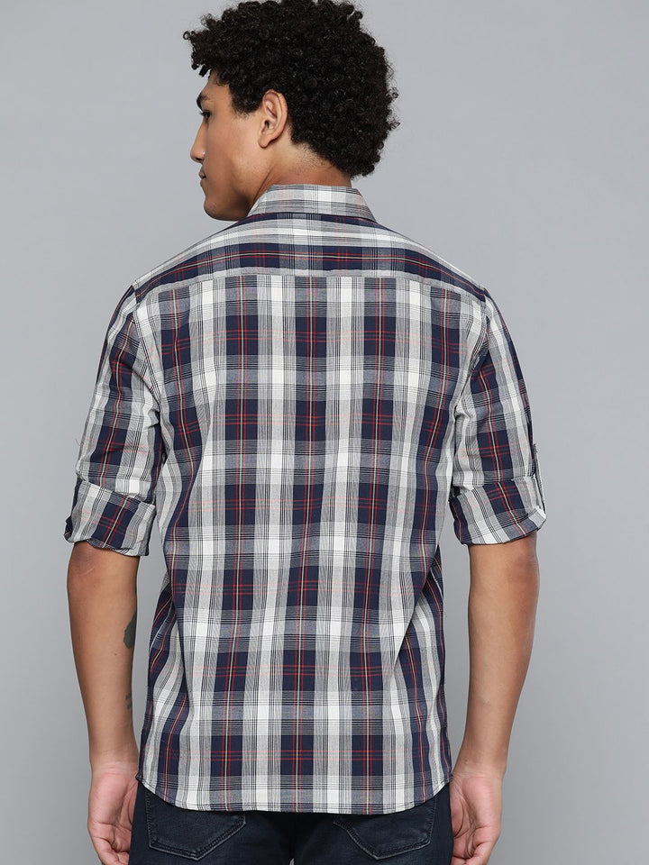 DENNISON Men Navy Blue Regular Fit Checked Casual Shirt