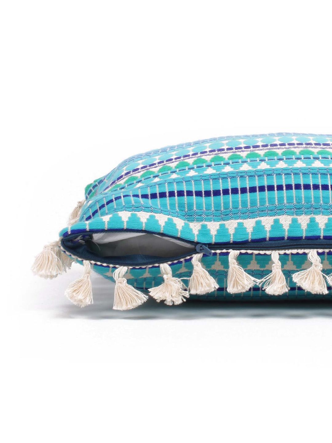 STITCHNEST Blue & White 2-Pieces Ethnic Motifs Woollen Square Cushion Covers