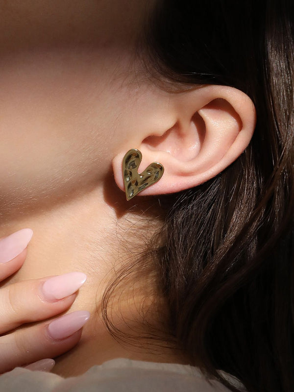 Anting -anting kancing kontemporari Sohi
