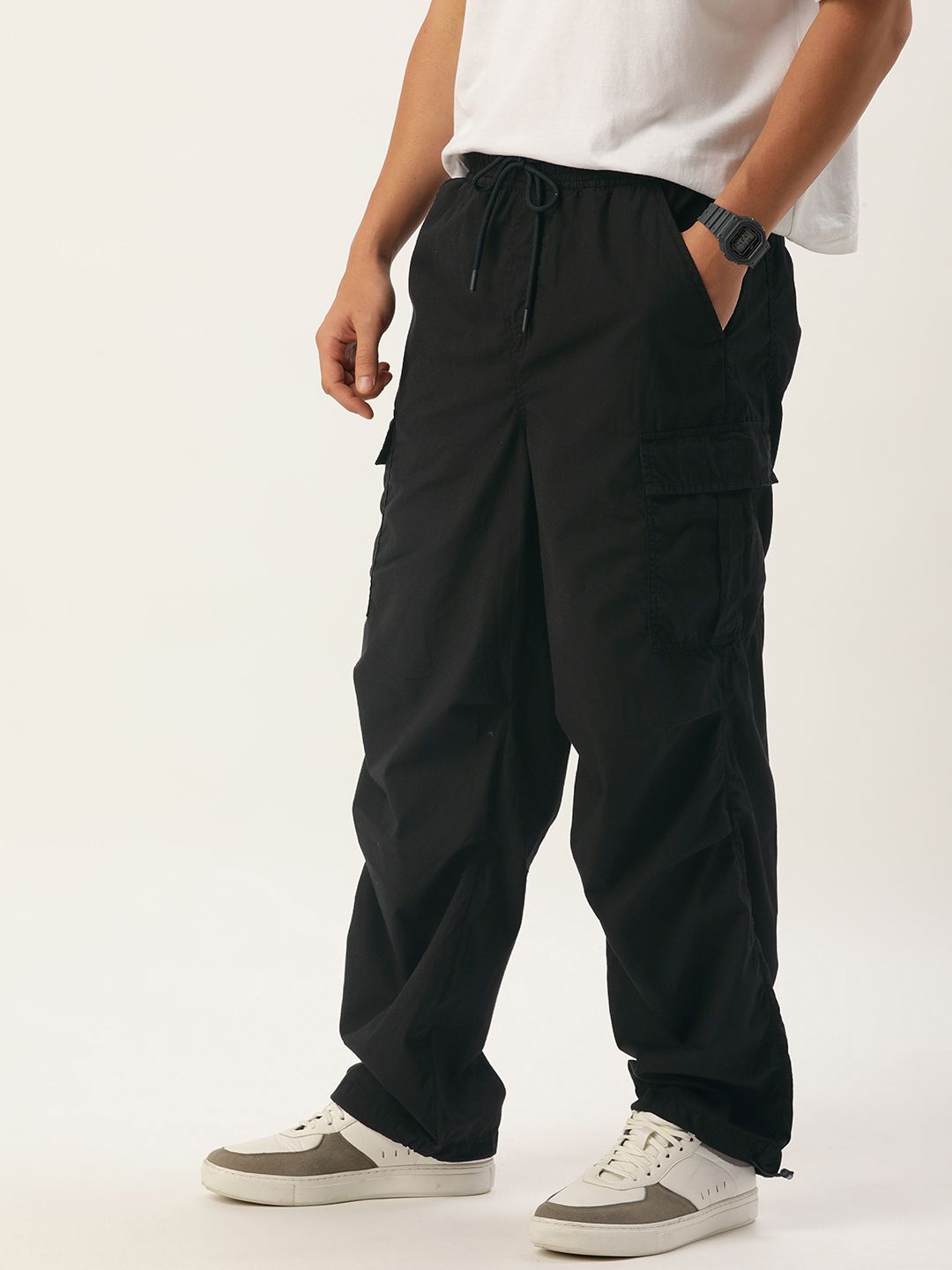 Bene Kleed Men Black Parachute Fit Pure Cotton Cargos Trousers