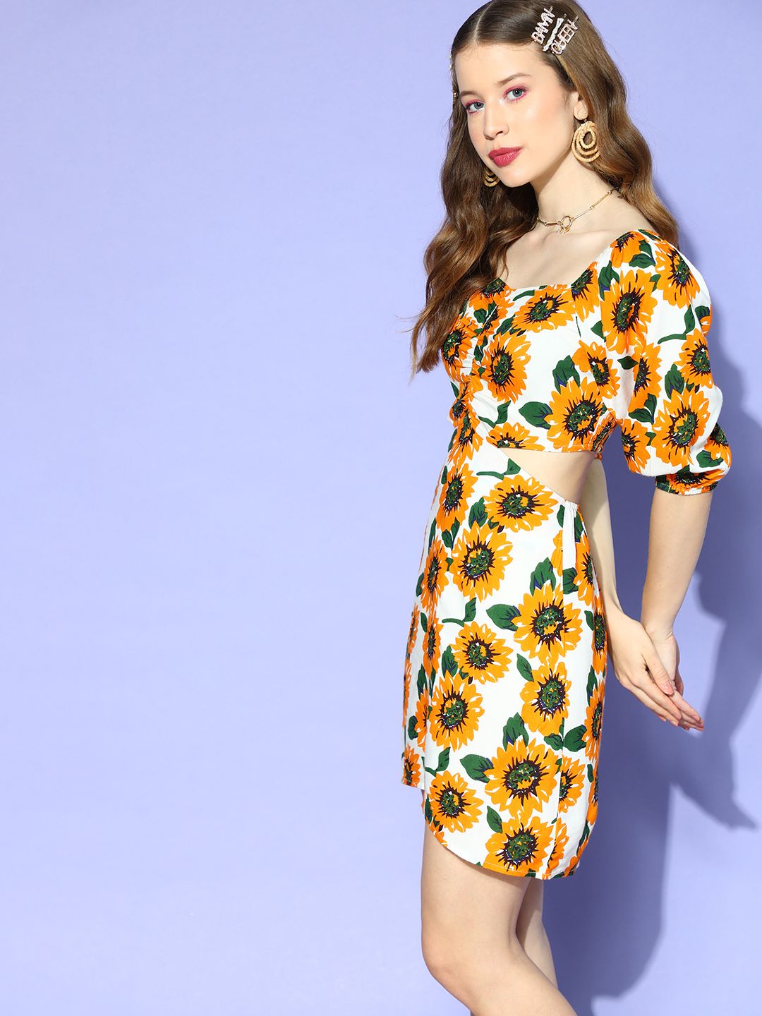 Berrylush Women Classic White Floral Bustier Dress