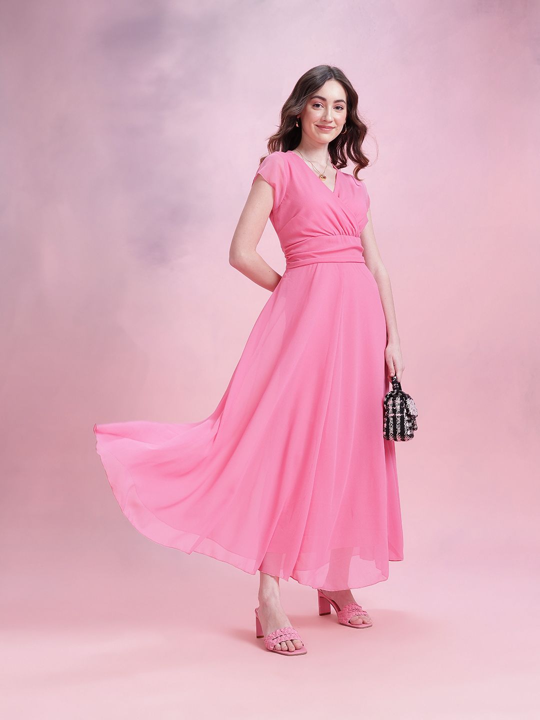 DressBerry V-Neck Maxi Dress