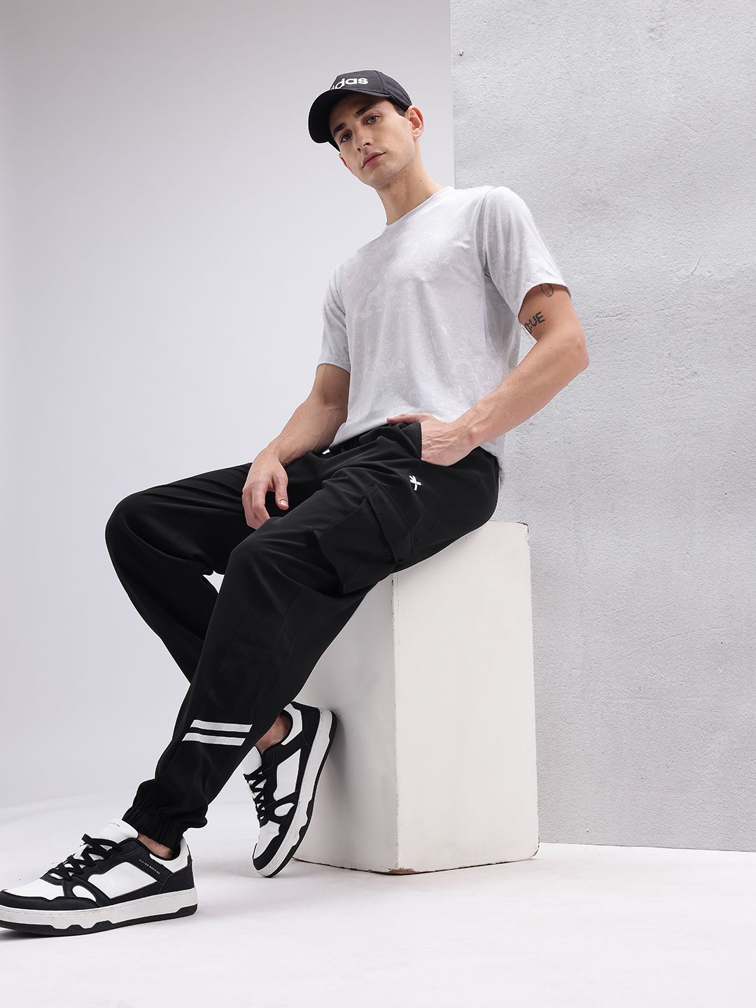 HRX by Hrithik Roshan Men Lifestyle Cargo-Style Joggers