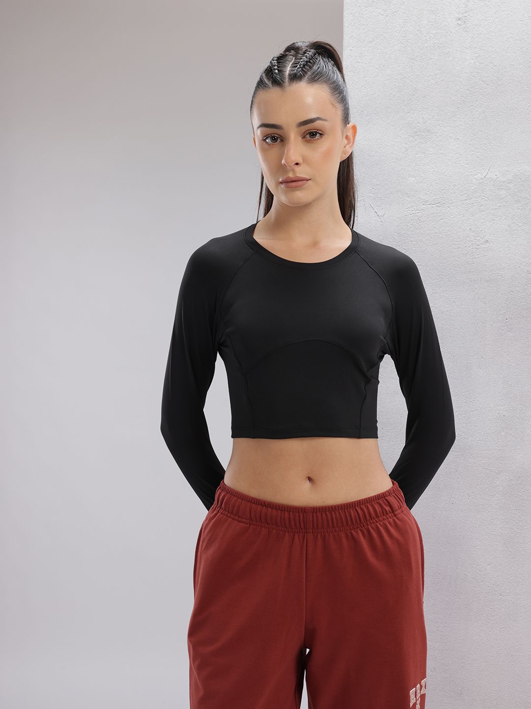 HRX by Hrithik Roshan Thumbhole Detail Rapid-Dry Slim Fit Training T-shirt