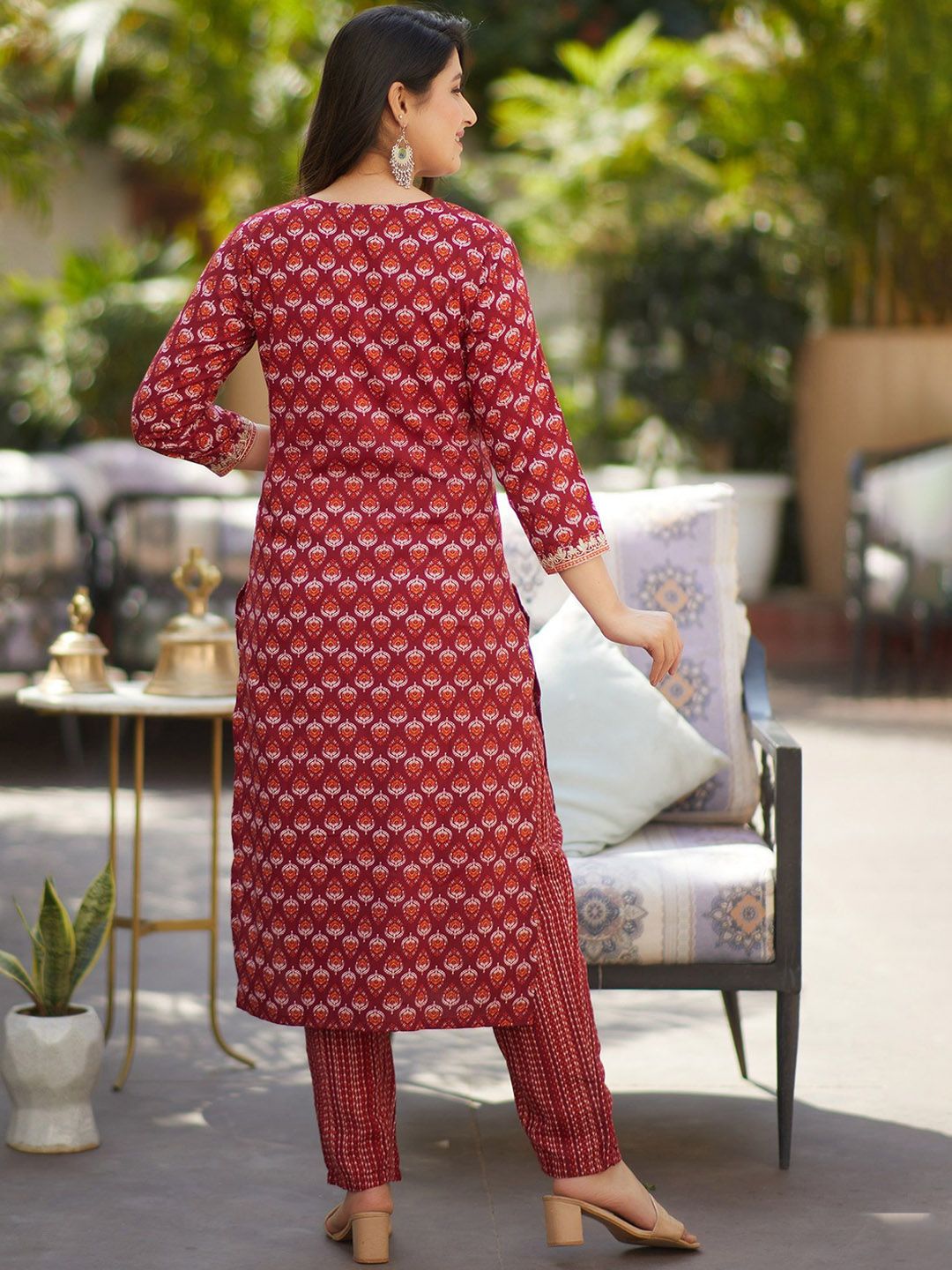 KALINI Women Floral Printed Regular Thread Work Kurta with Trousers & With Dupatta