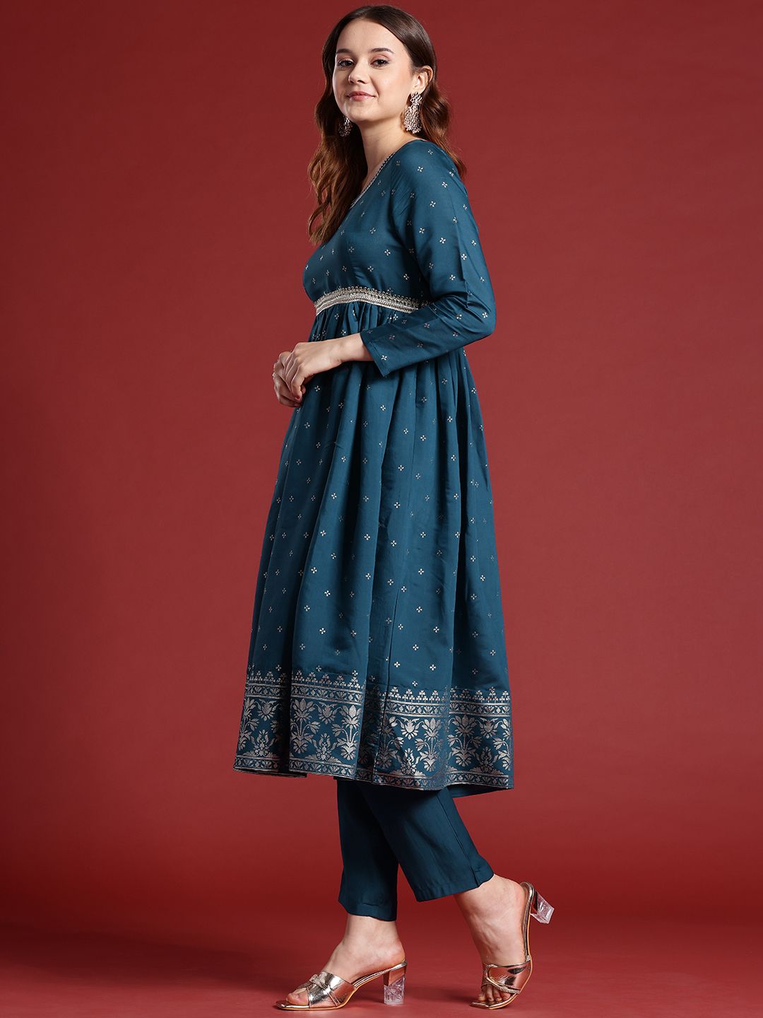 Anouk Gotta Patti Detail Ethnic Printed Pleated Kurta Set
