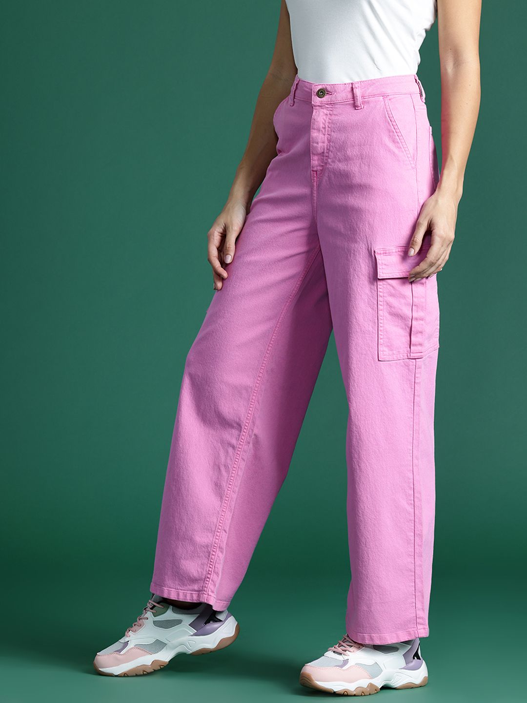 DressBerry Women Straight Fit Stretchable Cargo Jeans