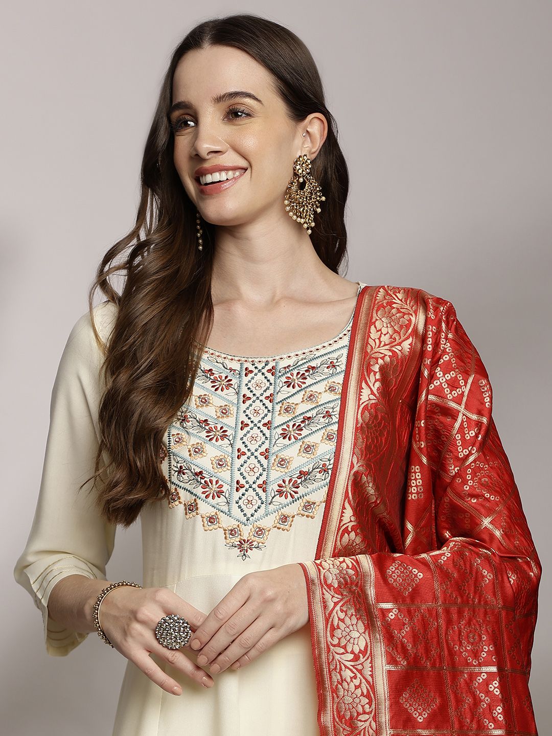 Anouk Women Floral Embroidered Kurta with Trousers & Dupatta