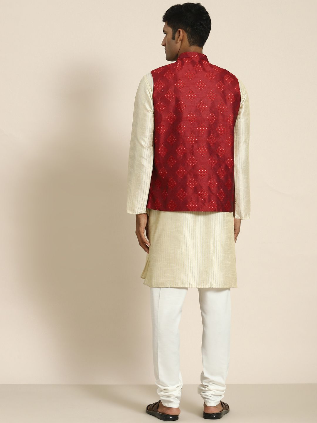 SOJANYA Kurta Berwarna Krim Lelaki dengan Churidar