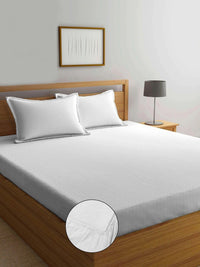 Moda Rapido X KLOTTHE White Striped 300 TC Bedsheet with 2 Pillow Covers