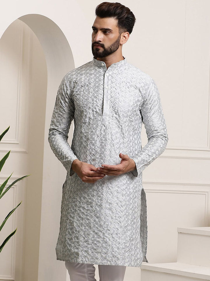 SOJANYA Kurta Sulam Motif Etnik