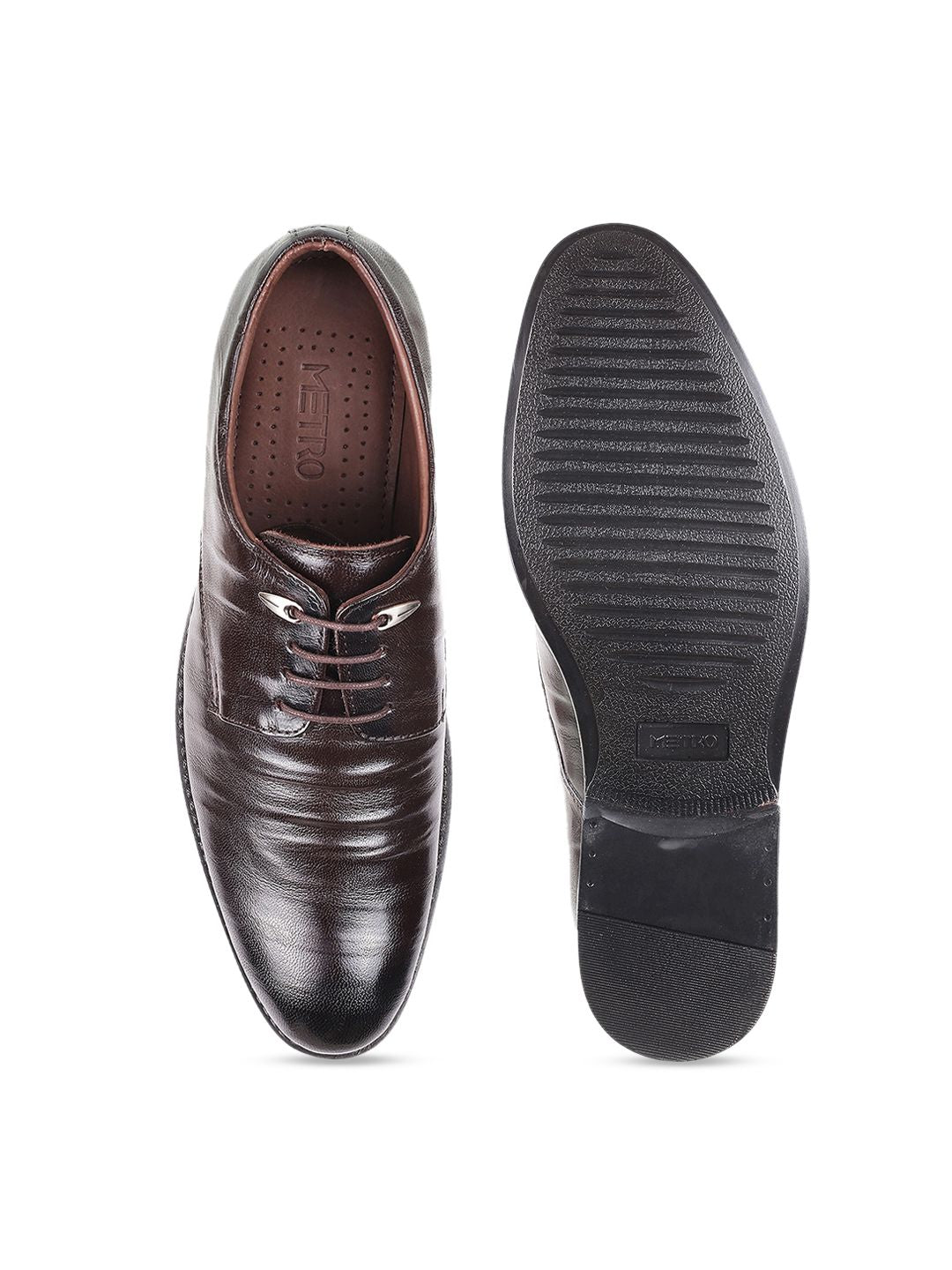Metro Men Brown Solid Formal Derbys