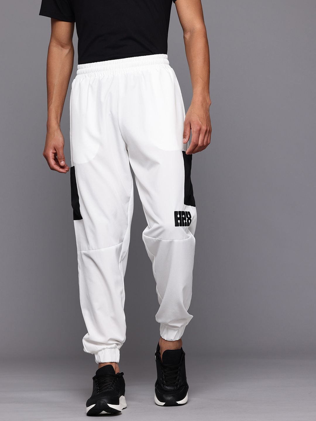 HRX by Hrithik Roshan Men Cargo Style Lifestyle Joggers
