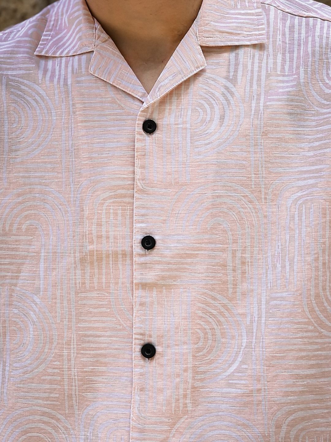 Eszett Abstract Printed Spread Collar Short Sleeves Regular Fit Cotton Linen Casual Shirt