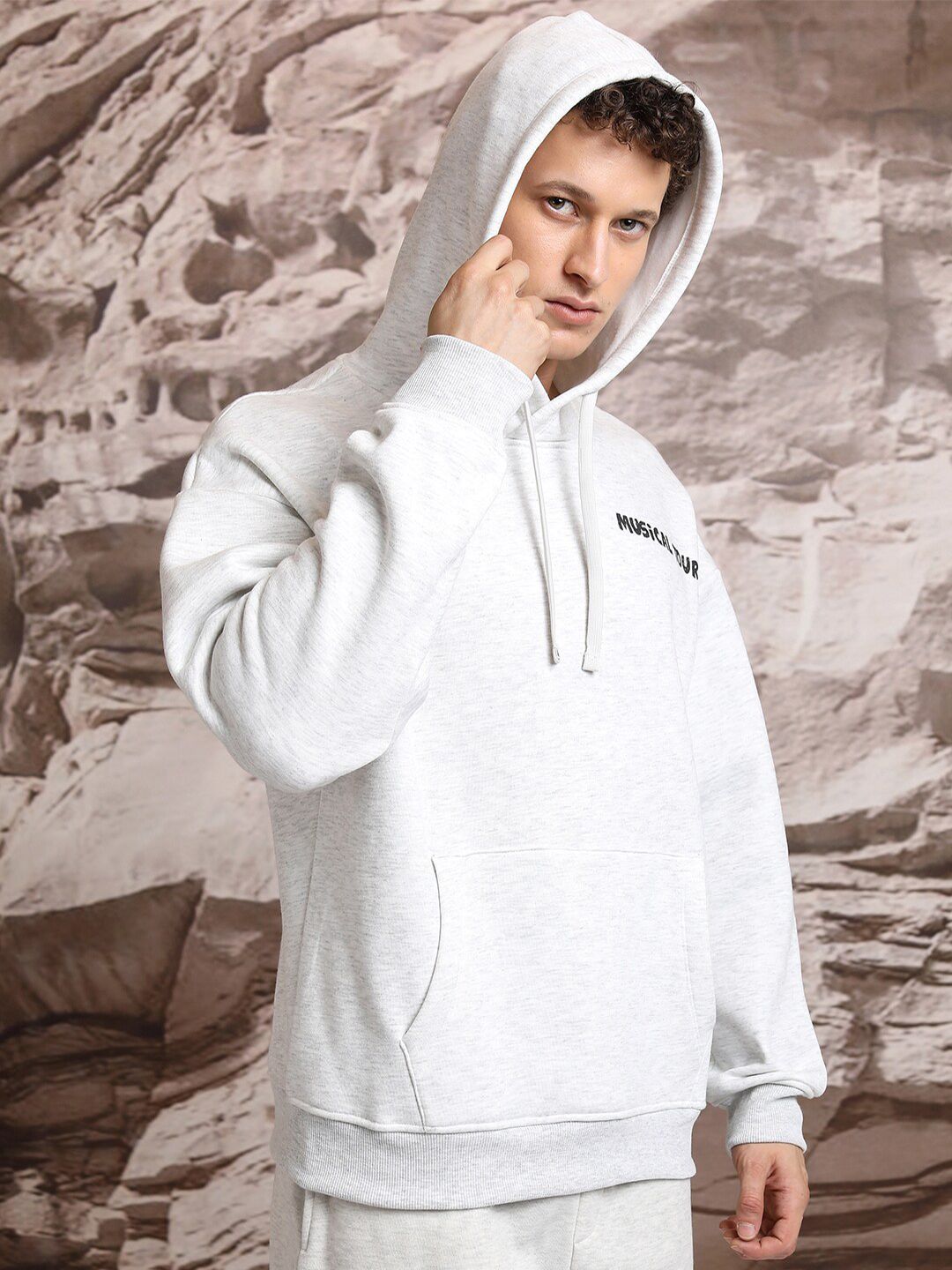 HIGHLANDER White Typography Printed Hooded Long Sleeves Oversized Pullover Sweatshirt