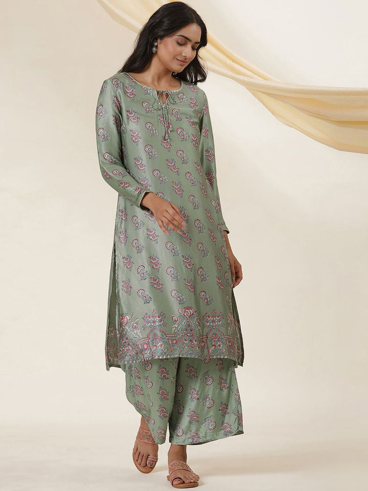 W Floral Printed Tie-Up Neck Sequinned Straight Kurta