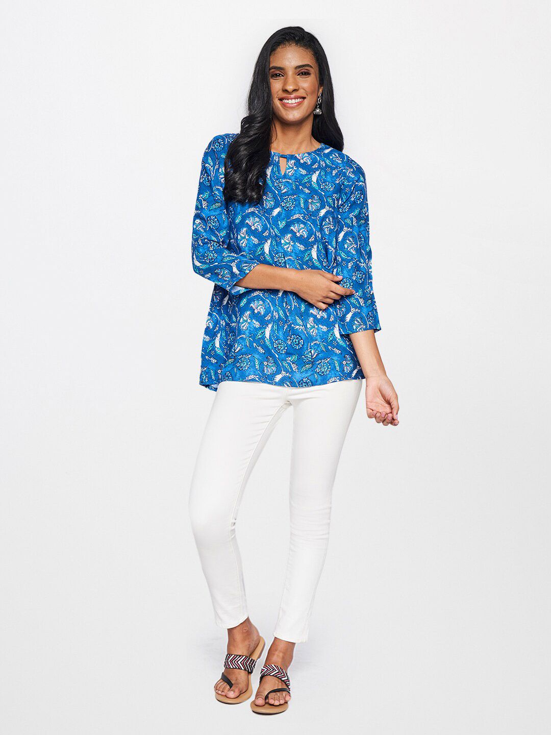 Global Desi Blue & White Floral Print Keyhole Neck Top