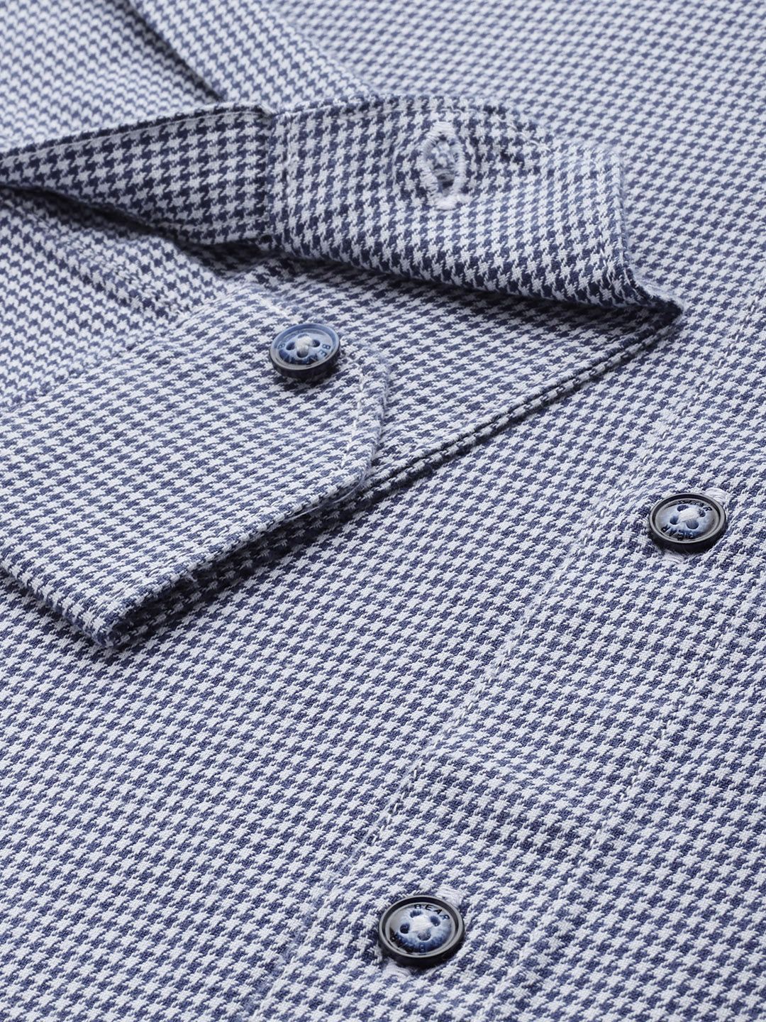 THE BEAR HOUSE Men Slim Fit Houndstooth Checked Pure Cotton Casual Shirt