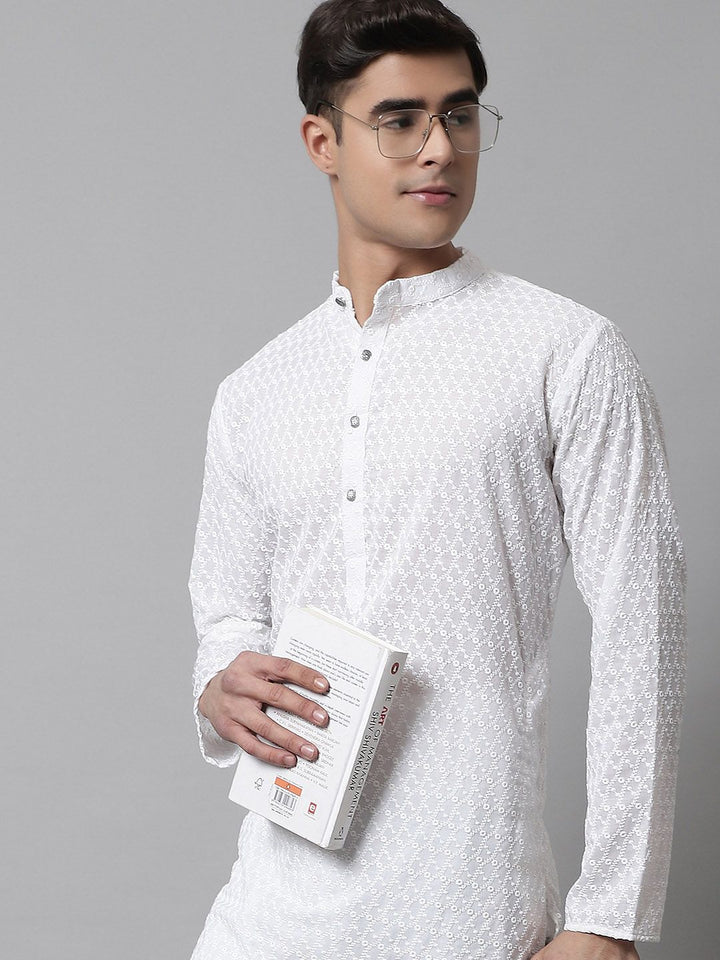 Jompers Men White Embroidered Chikankari Pure Cotton Kurta with Churidar
