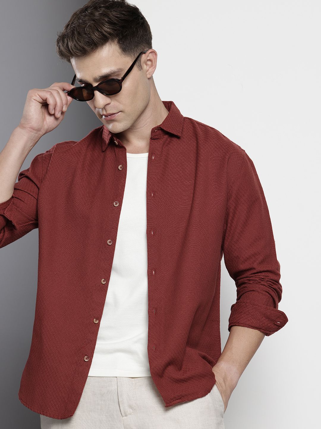 The Indian Garage Co Men Relaxed Fit Solid Dobby Resort Wear Shirt