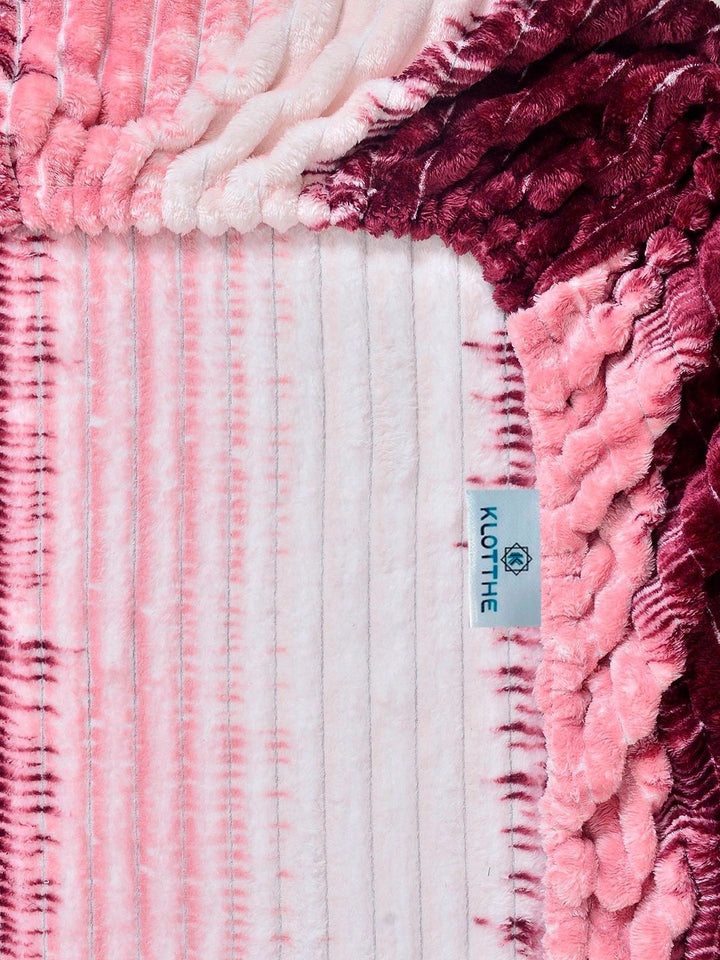 KLOTTHE Maroon & Pink Striped 300 TC King Bedsheet with 2 Pillow Covers