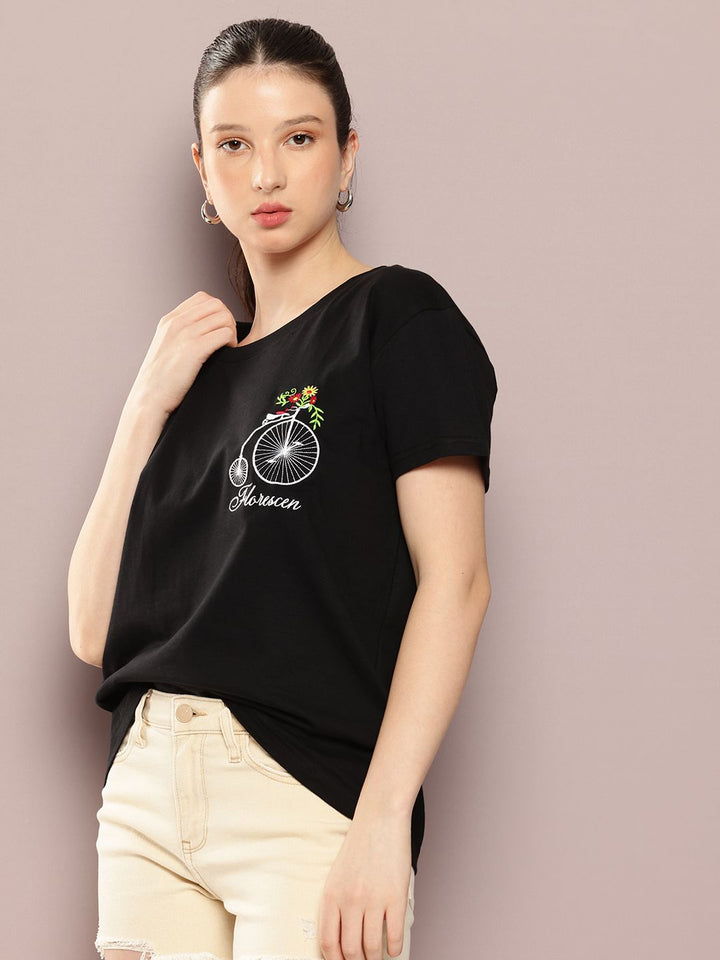 Dillinger Wanita berkotak bordir biasa Tshirt leher krew