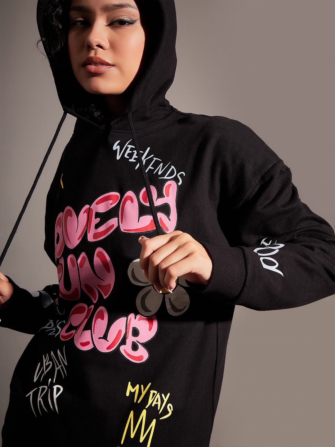 SASSAFRAS Typography Printed Long Sleeves Hooded Fleece Sweatshirt