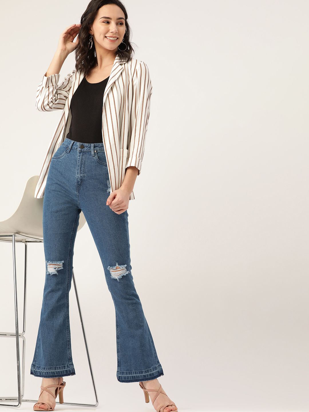 DressBerry Women Blue Bootcut High-Rise Mildly Distressed Stretchable Jeans