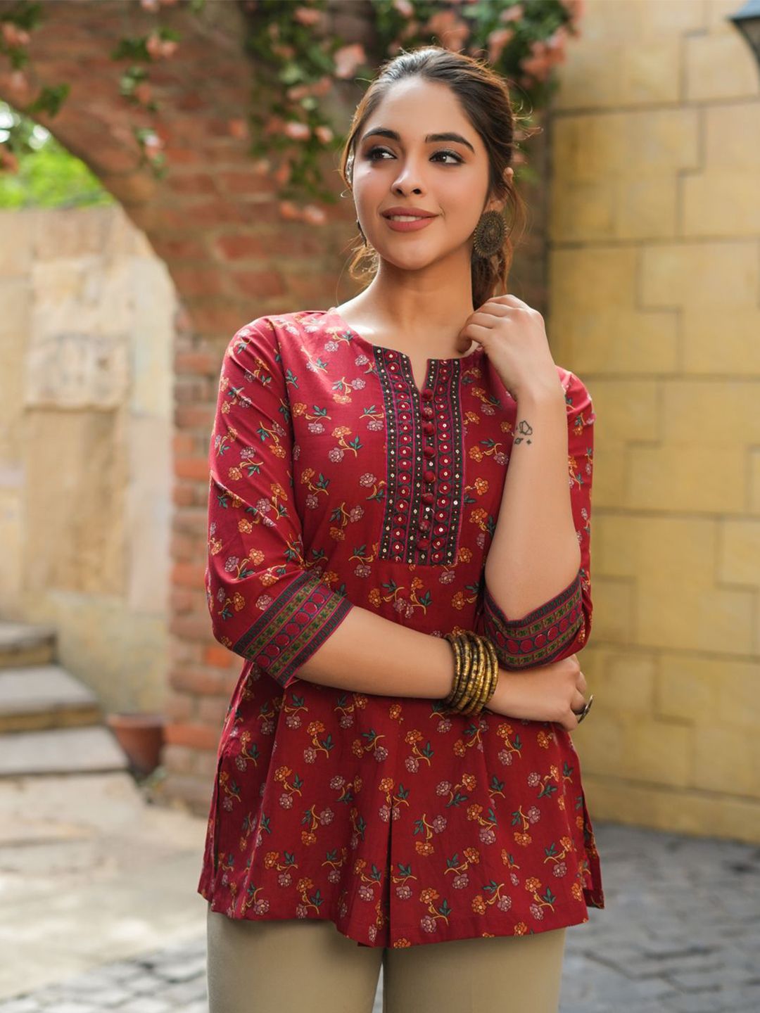 Rain & Rainbow Floral Printed Sequinned Pure Cotton Kurti